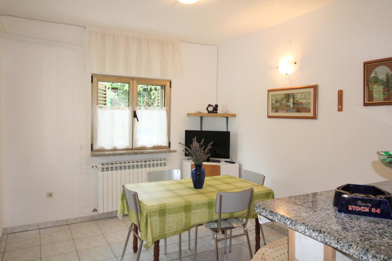 Apartment Valentina Ližnjan Exteriér fotografie