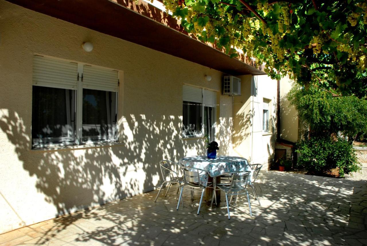 Apartment Valentina Ližnjan Exteriér fotografie